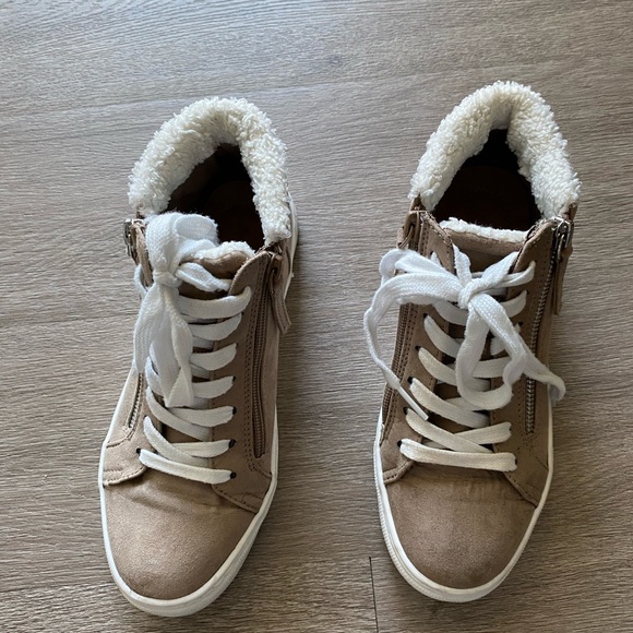 High Top Sneakers Size 6.5 - Picture 2 of 5